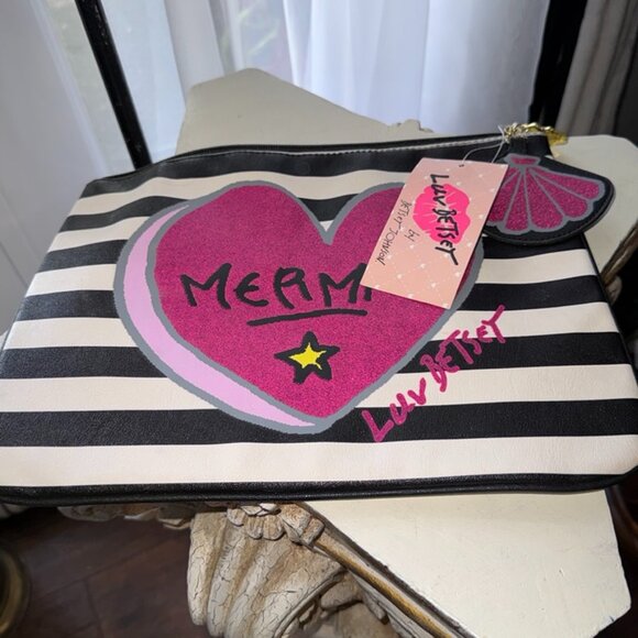Betsey Johnson MERMAID Carry-All Cosmetic Clutch Black-White Courtly Stripe NWT - Picture 1 of 12